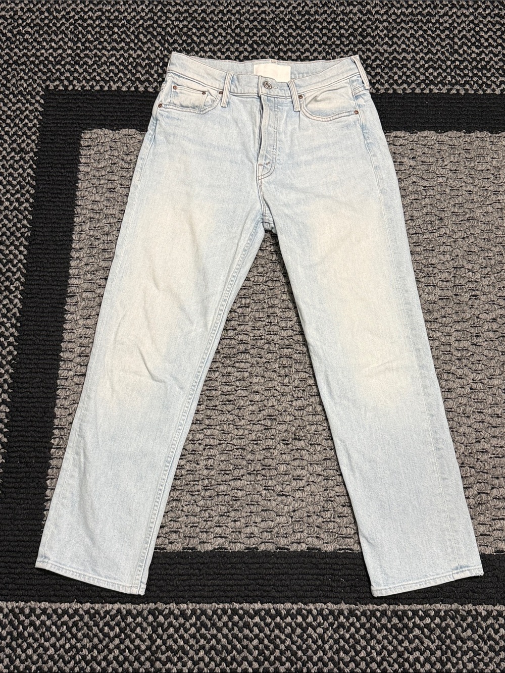 MOTHER Superior The Tomcat Straight Leg Jeans 27 Light Wash Distressed Denim